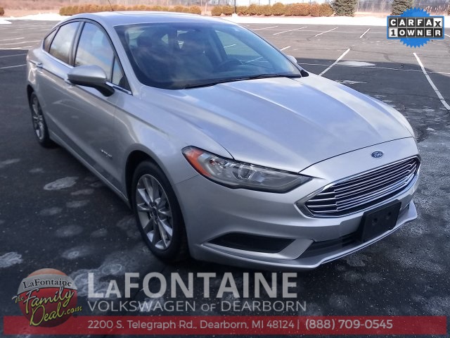Pre Owned 2017 Ford Fusion Hybrid Se 4d Sedan In 9v024p Pre Owned 2017 Ford Fusion Hybrid Se