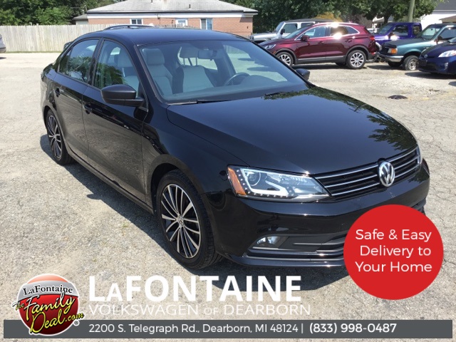 certified pre owned 2017 volkswagen jetta 1 8t sport 4d sedan in 0v335p lafontaine automotive group lafontaine automotive group