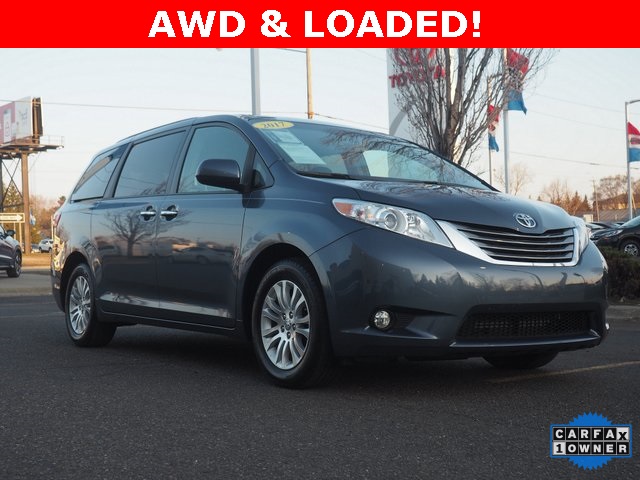 Pre Owned 2017 Toyota Sienna Xle 4d Penger Van In 18 1102a Pre Owned 2017 Toyota Sienna Xle