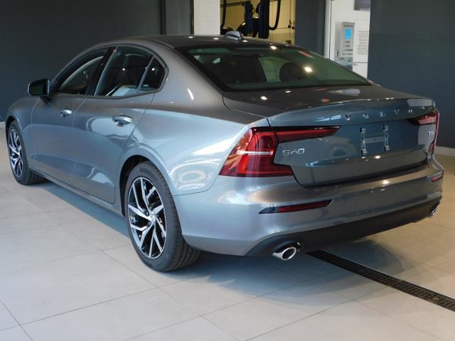 Custom Volvo S60 >> New 2020 Volvo S60 T5 Momentum Fwd 4d Sedan Custom Volvo S60 >> New 2020 Volvo S60 T5 Momentum Fwd 4d Sedan